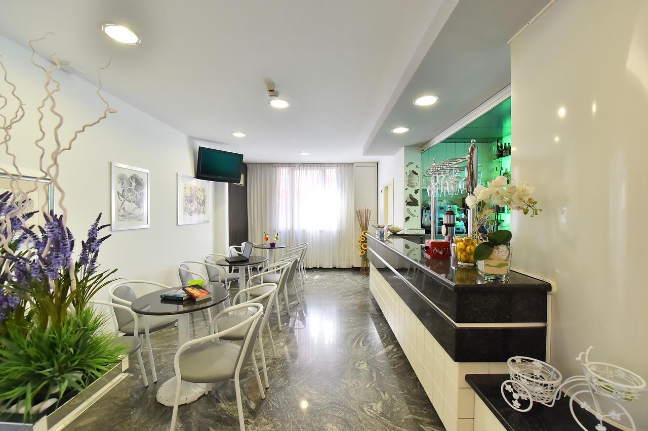 Hotel Della Motta Bellaria-Igea Marina Exterior foto